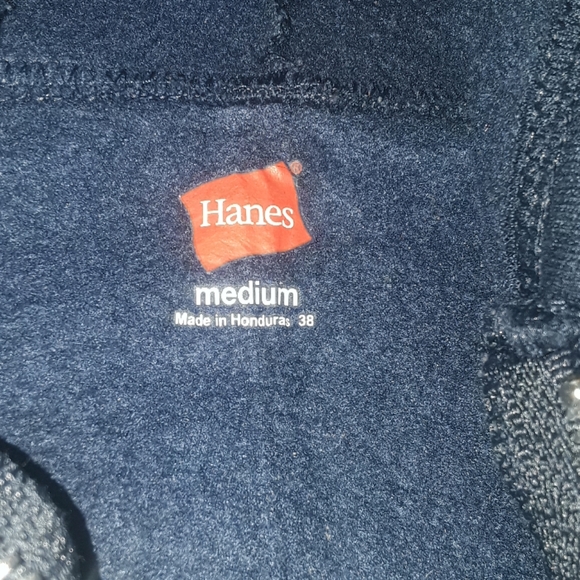 Hanes medium hoodie - Picture 2 of 8